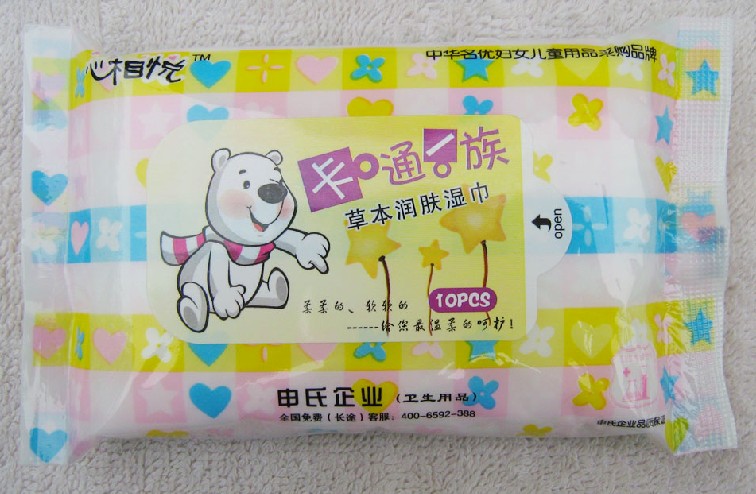 供應卡通一族草本潤膚濕巾