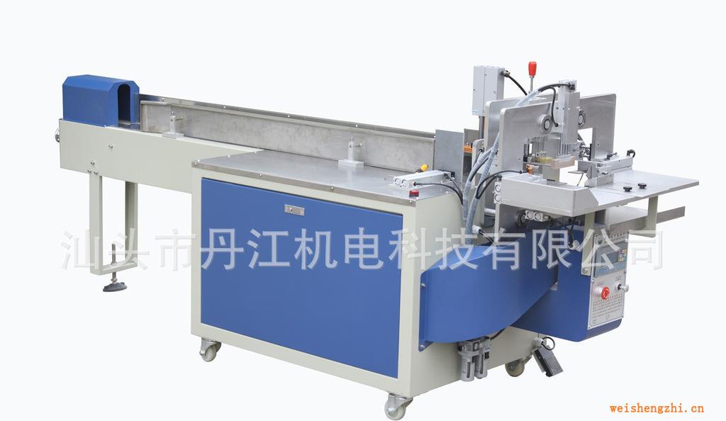 供應(yīng)經(jīng)濟型DJ600半自動固體包裝機、尿不濕包裝機、手動套袋