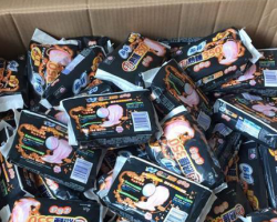 喪盡天良！大量假冒衛(wèi)生巾流入全國市場