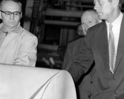 美國128年歷史老紙企突然關門