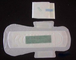 衛生巾越白反而越臟，簡直驚呆了！